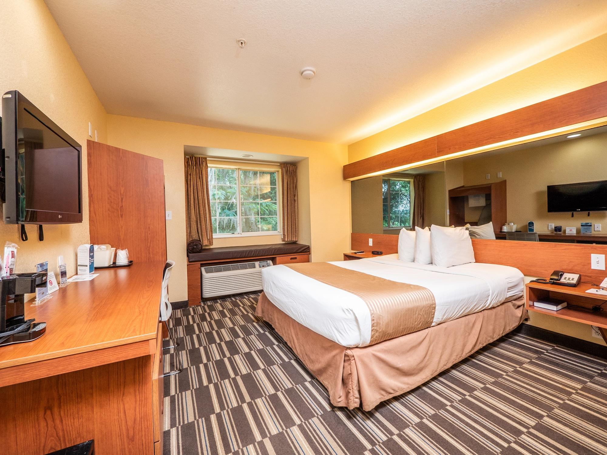 Microtel Inn And Suites Ocala Bagian luar foto