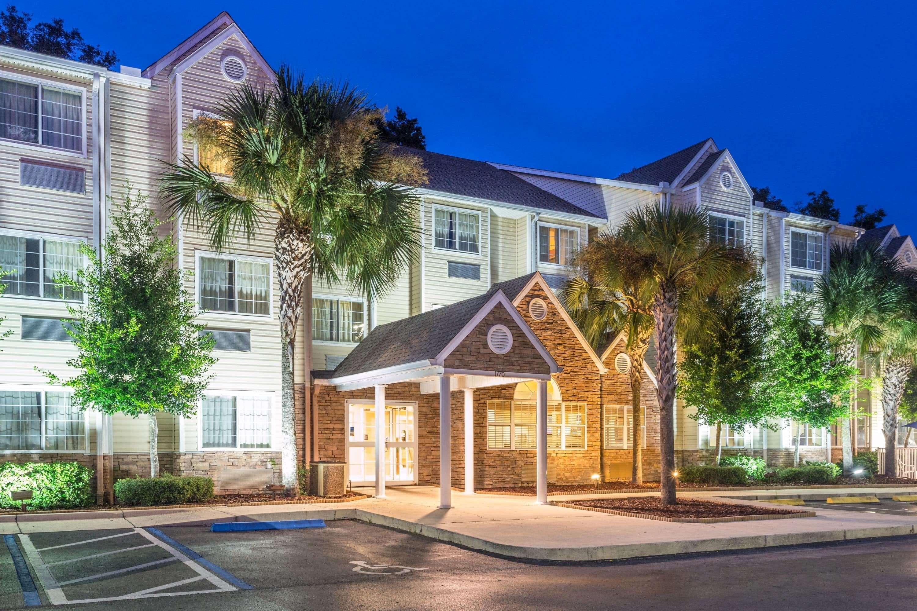 Microtel Inn And Suites Ocala Bagian luar foto