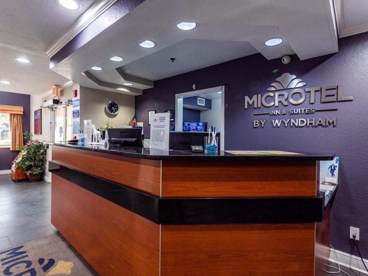 Microtel Inn And Suites Ocala Bagian luar foto